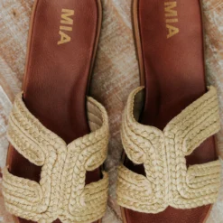 Sirah Natural Sandals -Women's Clothing Store DSC 4771 f6fc1bb8 917c 4c63 88b7 90143be2ca7b