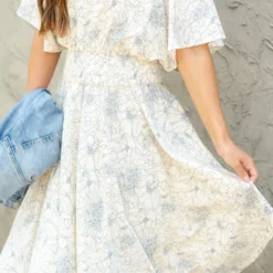 Sketched Floral Butterfly Sleeve Midi Dress 14 Sketched Floral Butterfly Sleeve Midi Dress -Women's Clothing Store DSC 5100