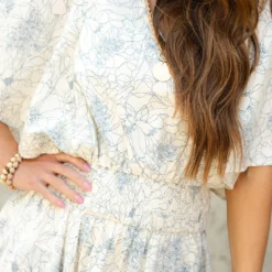 Sketched Floral Butterfly Sleeve Midi Dress 17 Sketched Floral Butterfly Sleeve Midi Dress -Women's Clothing Store DSC 5120