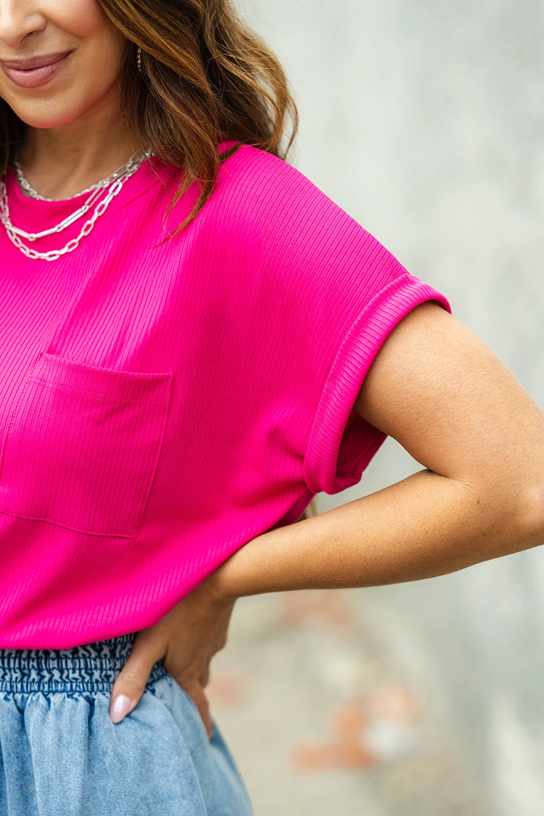 Ribbed Pocket Accented Cuffed Sleeve Tee 15 Ribbed Pocket Accented Cuffed Sleeve Tee - Image 15