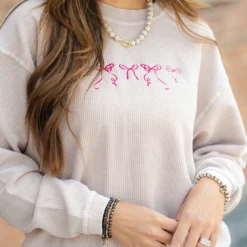 Bows Ribbed Graphic Crewneck