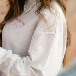 Bows Ribbed Graphic Crewneck -Women's Clothing Store DSC 5882