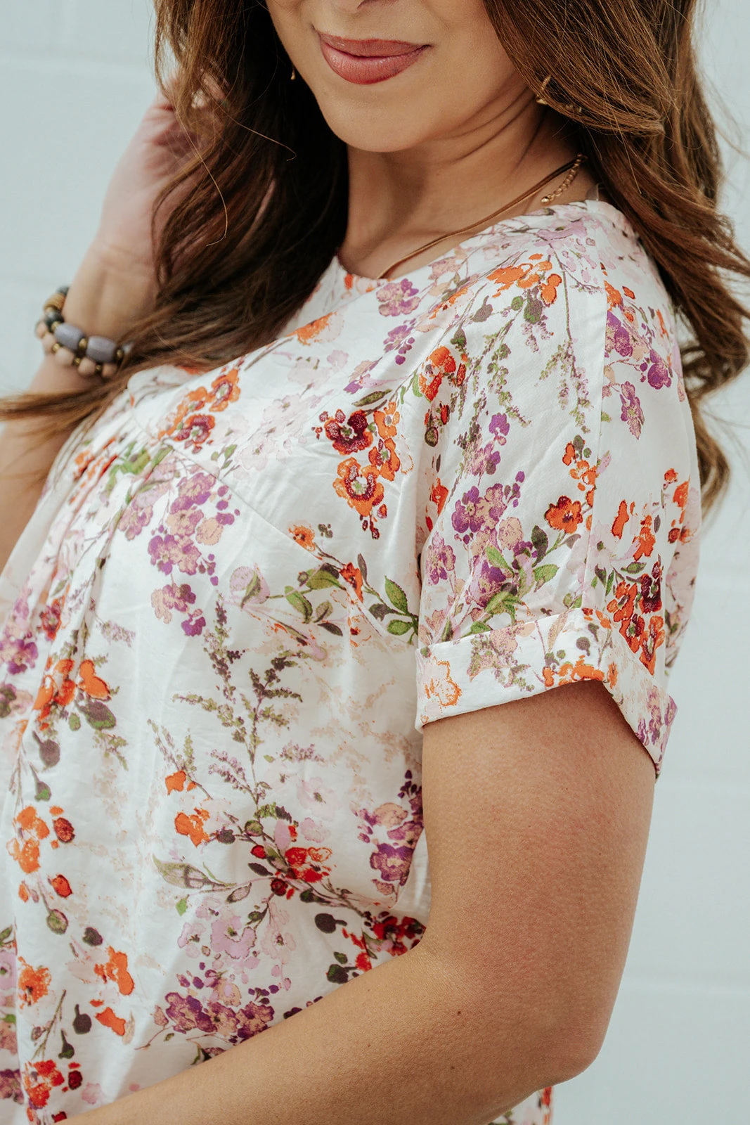 Feminine Floral Cuffed Sleeve Blouse 5 Feminine Floral Cuffed Sleeve Blouse - Image 5