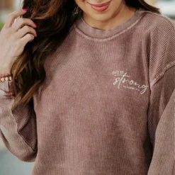 Be Pretty Ribbed Graphic Crewneck