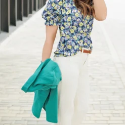 Vibrant Daisies Ruched Puff Sleeve Blouse 21 Vibrant Daisies Ruched Puff Sleeve Blouse -Women's Clothing Store FJ7A1686