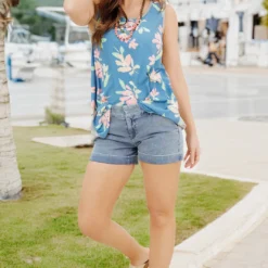 Painted Petals Front Tank -Women's Clothing Store FJ7A2718