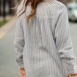 Raw Edge Seersucker Button Up 9 Raw Edge Seersucker Button Up -Women's Clothing Store JANweek3 becca0761