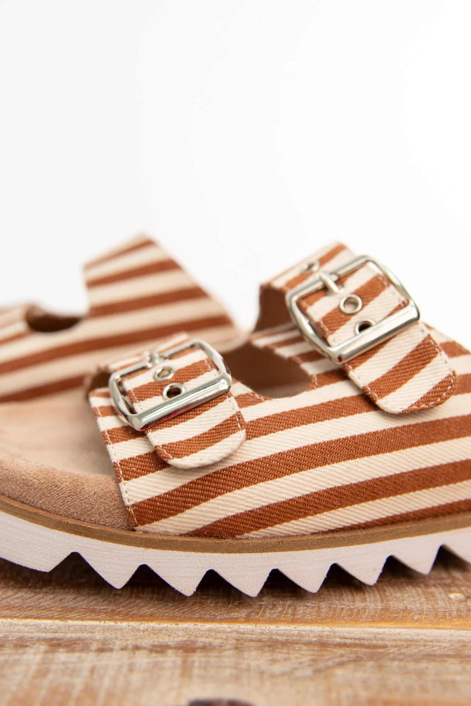 Corky's Dash Tan Natural Sandals 4 Corky's Dash Tan Natural Sandals - Image 4