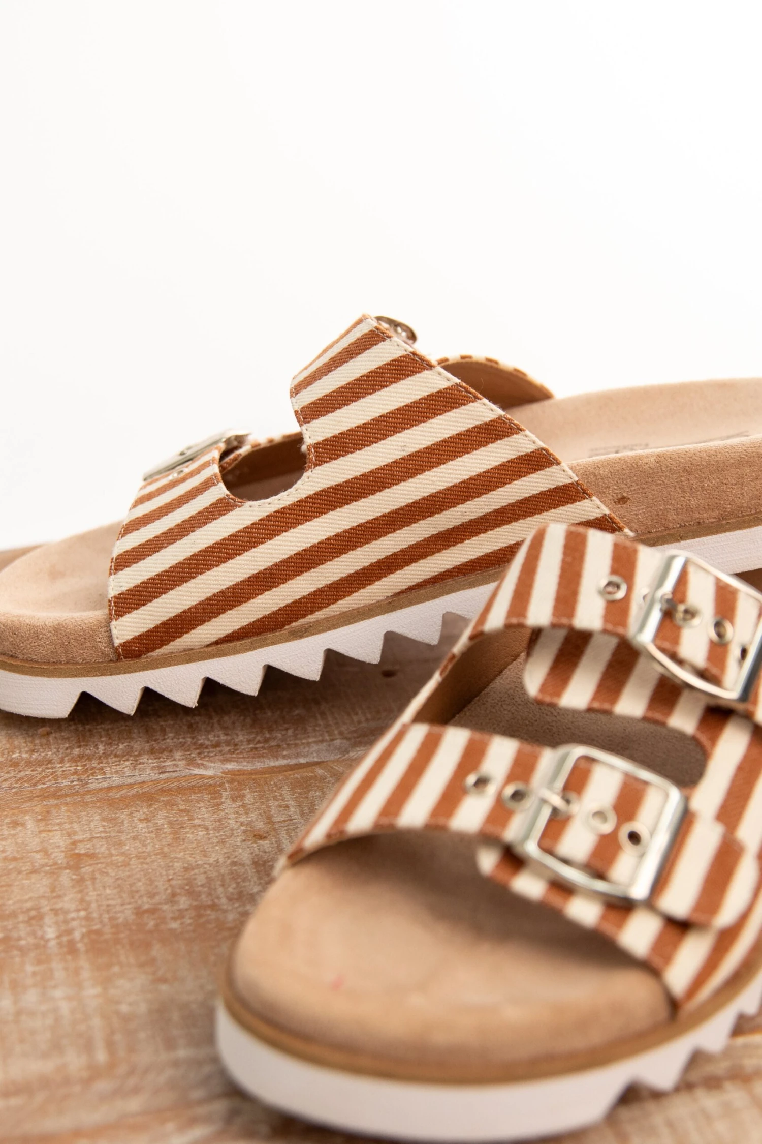 Corky's Dash Tan Natural Sandals 3 Corky's Dash Tan Natural Sandals - Image 3