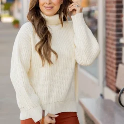Chunky Knit Turtleneck Sweater
