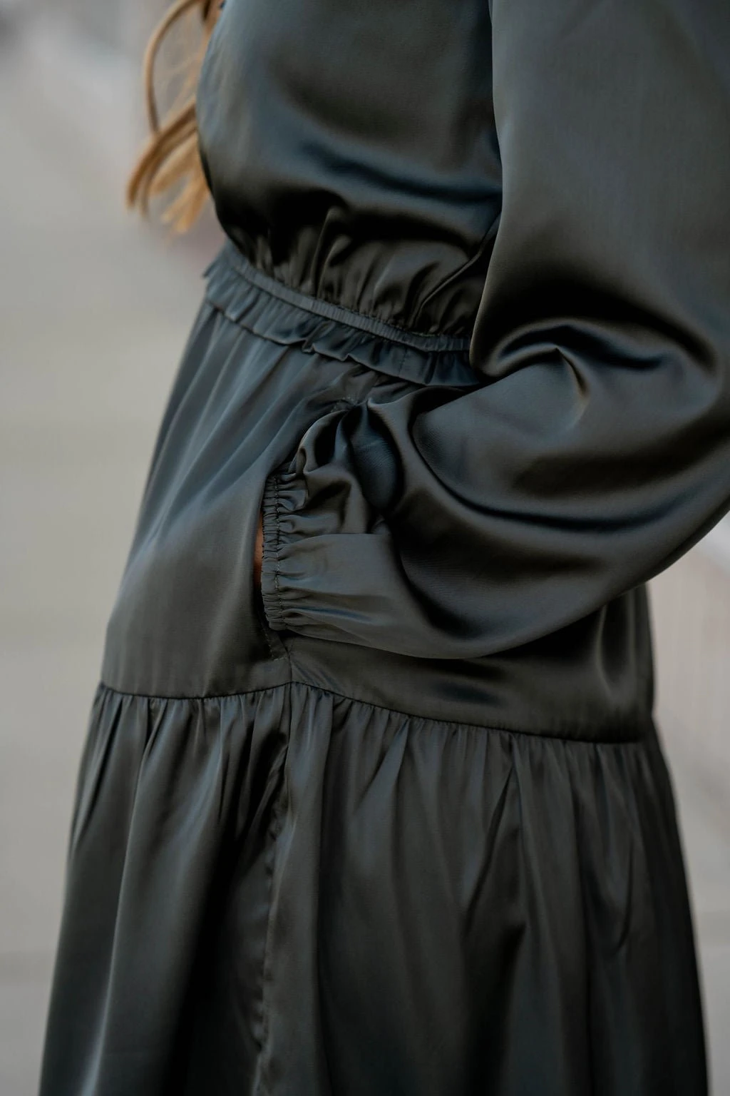 Ruffle Accented Long Sleeve Midi Dress 15 Ruffle Accented Long Sleeve Midi Dress - Image 15