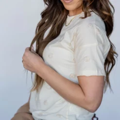 Monochrome Dotted Tee -Women's Clothing Store untitled 1069 d57668f6 c309 4d2e a30e 5e6cf17e5651