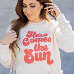 Cursive Here Comes The Sun Graphic Crewneck -Women's Clothing Store untitled 1119