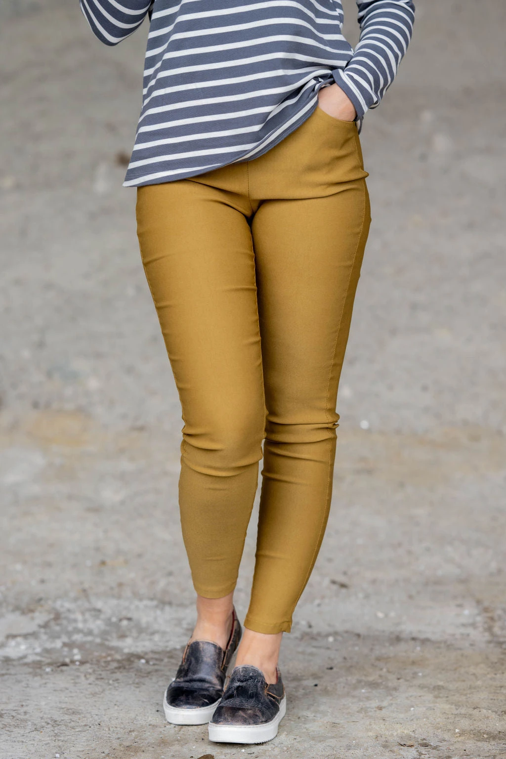 Betsey's Classy Jeggings 9 Betsey's Classy Jeggings - Image 9