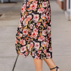 Flawless Floral Midi Skirt 9 Flawless Floral Midi Skirt -Women's Clothing Store untitled 1224 bbf47370 b8b8 4e41 b6fe 408d6f9d0efb