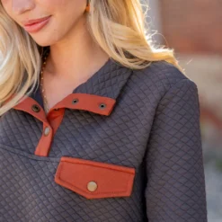 Color Pop Quilted Pullover Sweatshirt -Women's Clothing Store untitled 1439