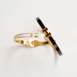 Sleek & Stylish Clamp Bracelet