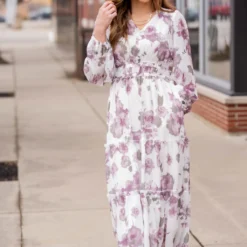 Stunning Floral Tiered Maxi Dress 7 Stunning Floral Tiered Maxi Dress -Women's Clothing Store untitled 2 166 3c817a71 8b6a 4bd1 86d8 a478124b4fa8