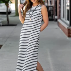 Scalloped Stripes Side Slit Maxi Dress -Women's Clothing Store untitled 2656 202009d9 f022 44a3 97a7 8ebf095936f3