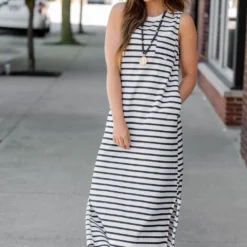 Scalloped Stripes Side Slit Maxi Dress -Women's Clothing Store untitled 2677