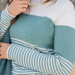 Striped Bottom Blocked Sweater -Women's Clothing Store untitled 2750 f76798dd 03d7 4fbd 9fcb fef1e96137bb