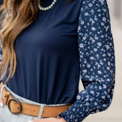 Scattered Daisies Sleeve Tee -Women's Clothing Store untitled 3671