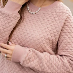 Bold Textured Side Slit Sweatshirt -Women's Clothing Store untitled 4139 acfa3392 0462 466d 8586 66f32f04bd59