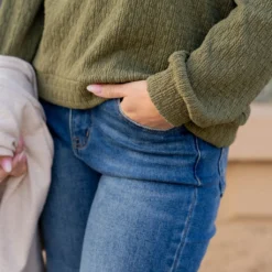 Subtle Textured Crewneck Sweatshirt -Women's Clothing Store untitled 4412 a4cff887 33fa 4692 9d6f 9493b48e82e1