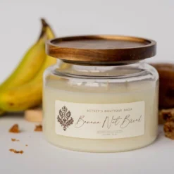 Betsey's Exclusive Banana Nut Bread Soy Wax Candle - 44oz