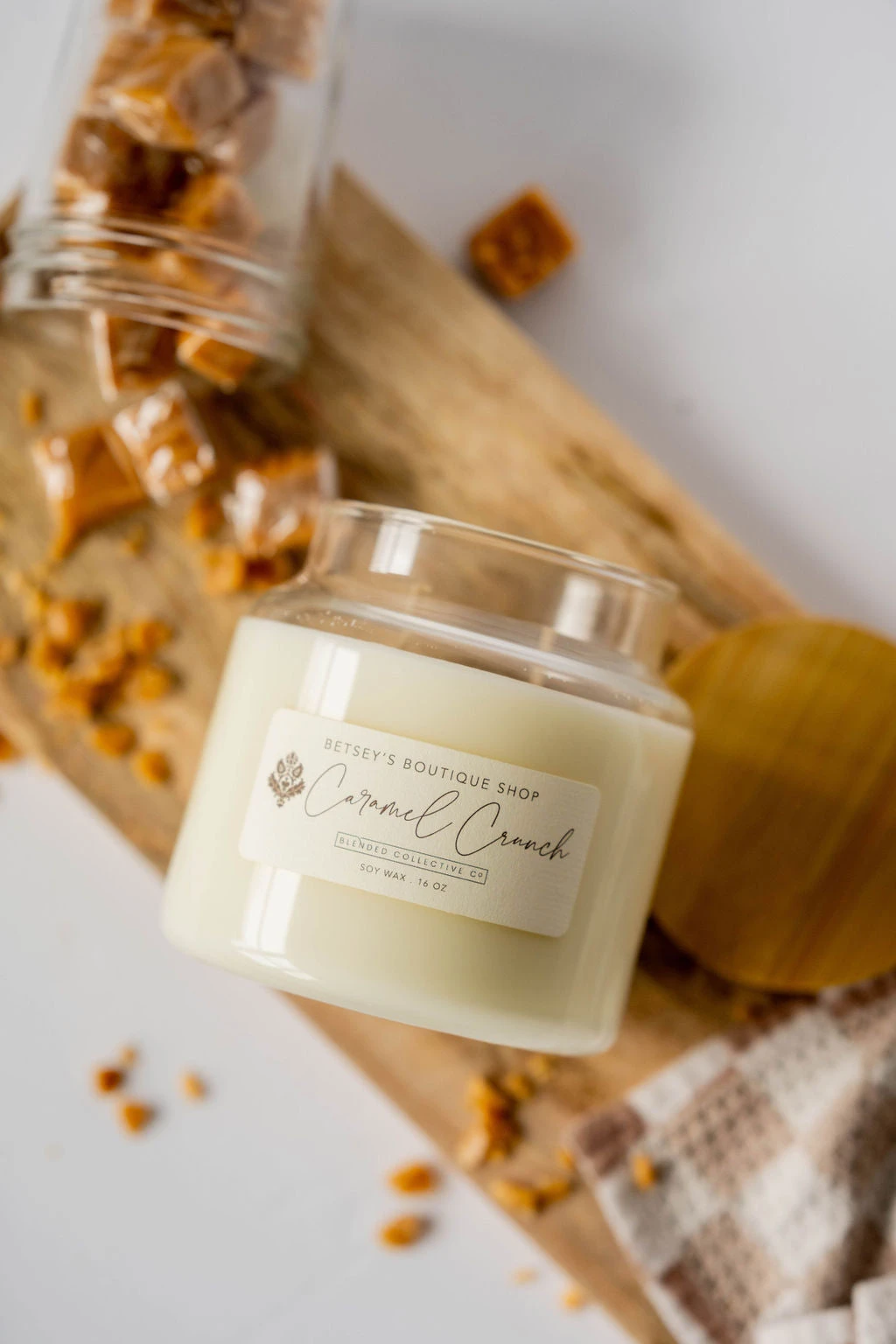 Betsey's Exclusive Caramel Crunch Soy Wax Candle - 16oz 5 Betsey's Exclusive Caramel Crunch Soy Wax Candle - 16oz - Image 5