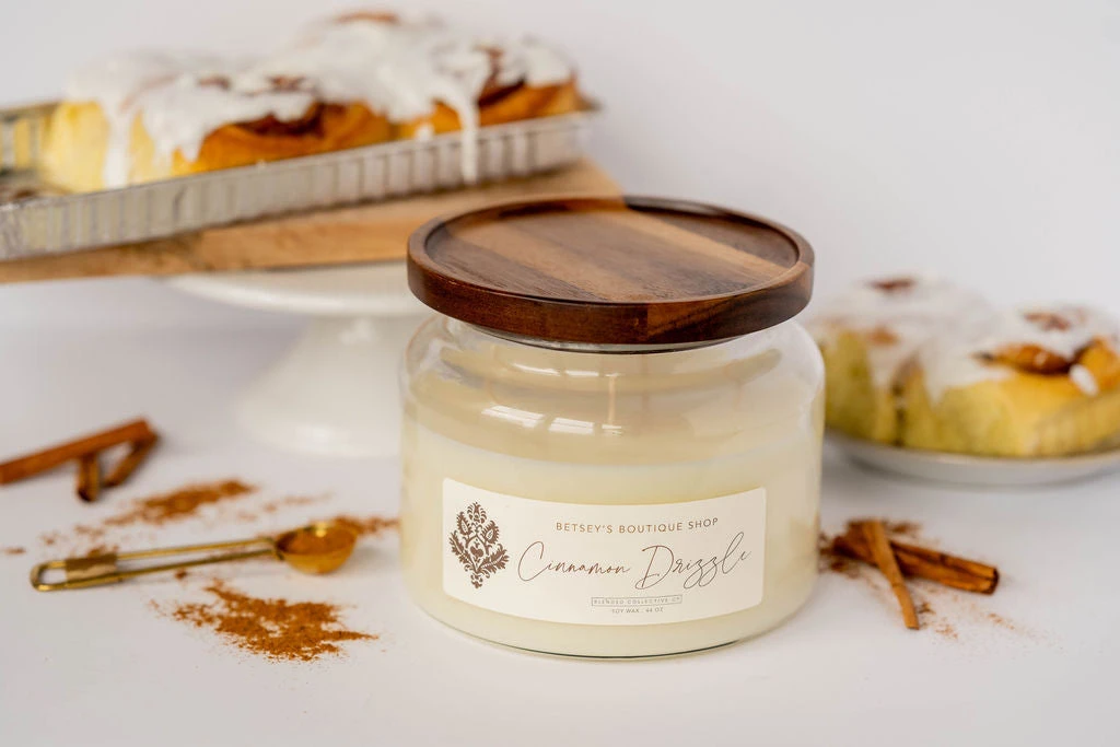 Betsey's Exclusive Cinnamon Drizzle Soy Wax Candle - 44oz 4 Betsey's Exclusive Cinnamon Drizzle Soy Wax Candle - 44oz - Image 4