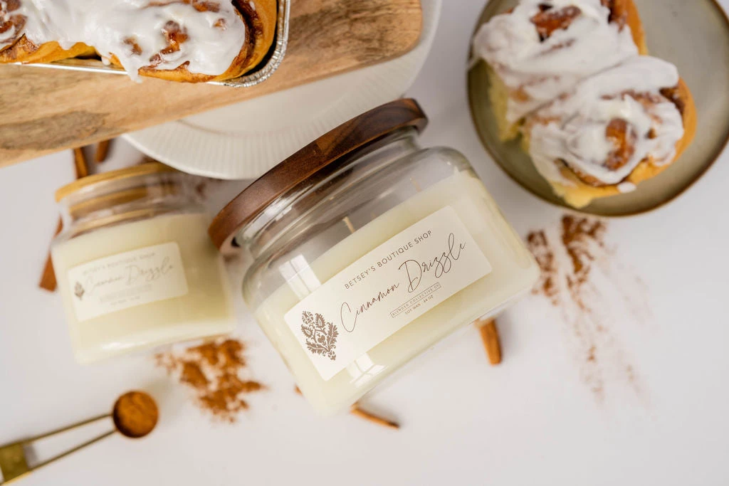 Betsey's Exclusive Cinnamon Drizzle Soy Wax Candle - 44oz 5 Betsey's Exclusive Cinnamon Drizzle Soy Wax Candle - 44oz - Image 5