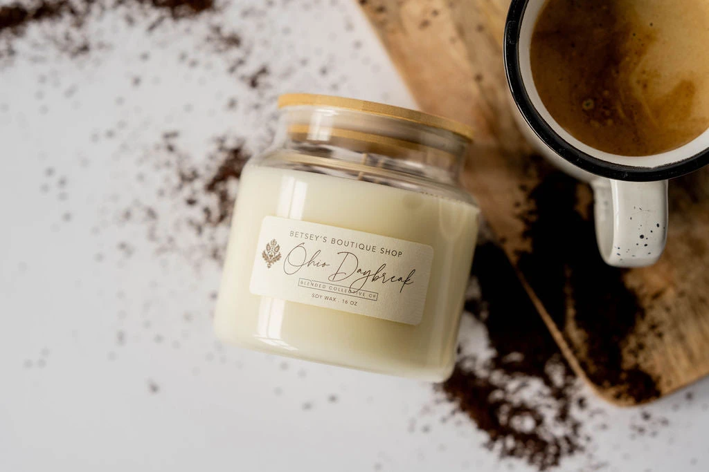 Betsey's Exclusive Ohio Daybreak Soy Wax Candle - 16oz 6 Betsey's Exclusive Ohio Daybreak Soy Wax Candle - 16oz - Image 6