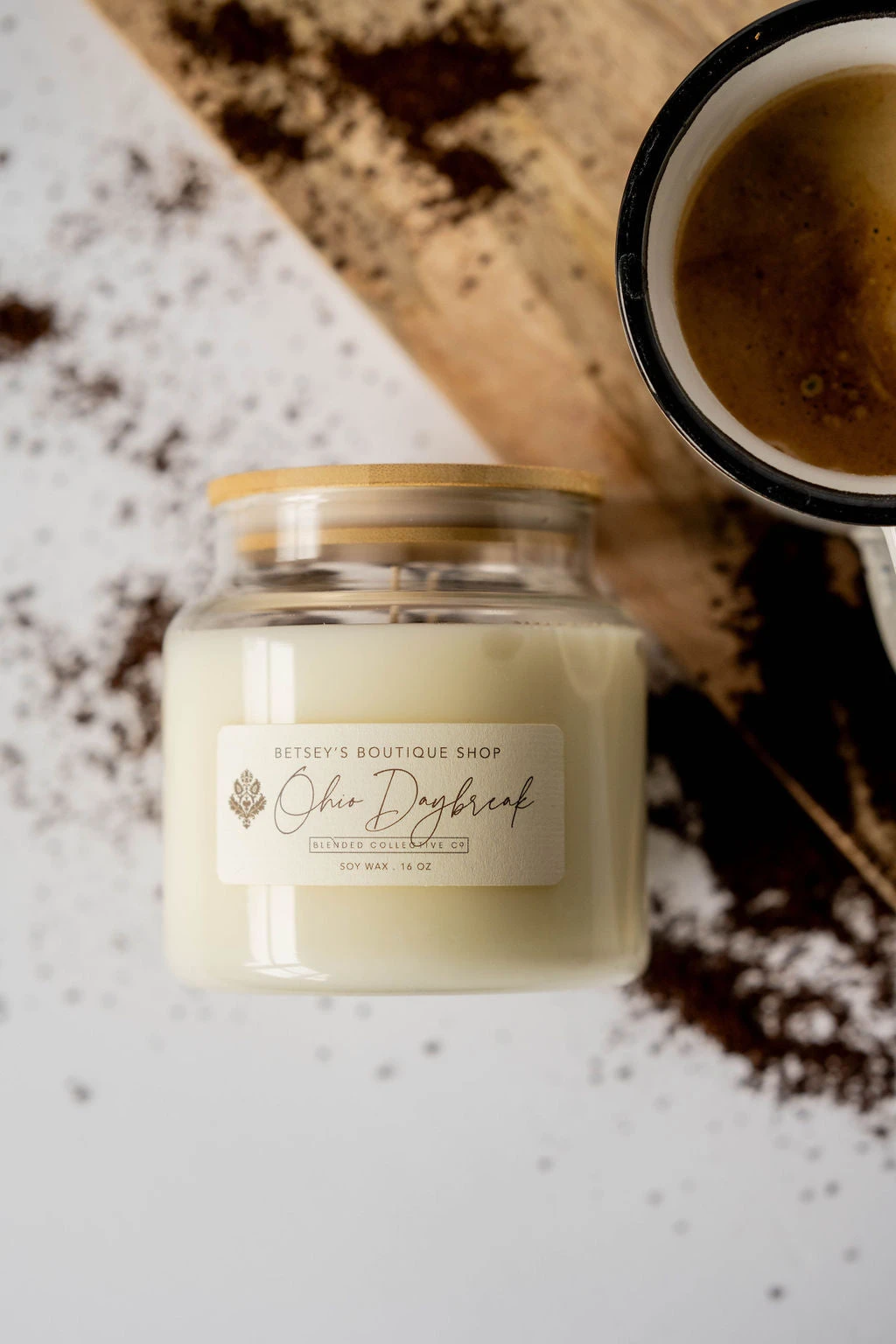 Betsey's Exclusive Ohio Daybreak Soy Wax Candle - 16oz 8 Betsey's Exclusive Ohio Daybreak Soy Wax Candle - 16oz - Image 8