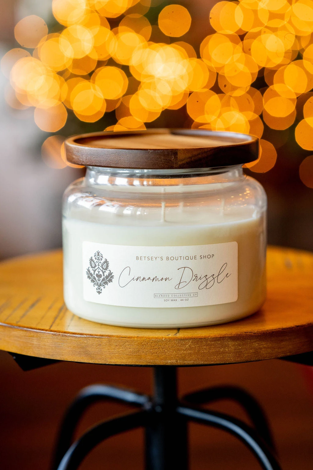 Betsey's Exclusive Cinnamon Drizzle Soy Wax Candle - 44oz 2 Betsey's Exclusive Cinnamon Drizzle Soy Wax Candle - 44oz - Image 2