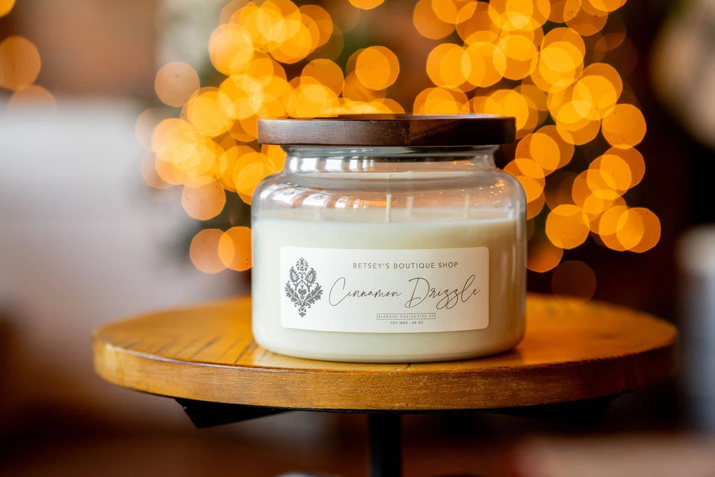 Betsey's Exclusive Cinnamon Drizzle Soy Wax Candle - 44oz 6 Betsey's Exclusive Cinnamon Drizzle Soy Wax Candle - 44oz - Image 6