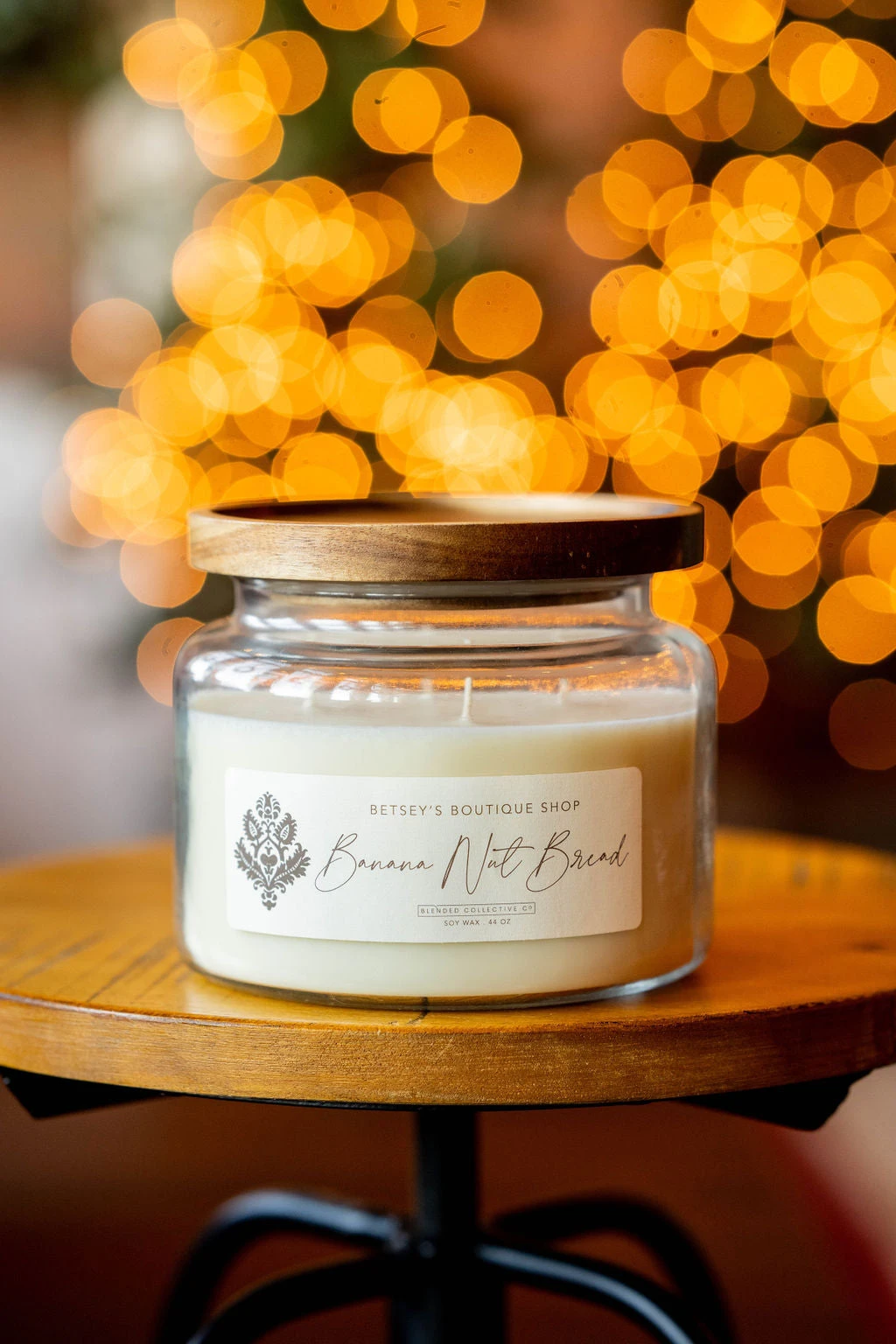 Betsey's Exclusive Banana Nut Bread Soy Wax Candle - 44oz 2 Betsey's Exclusive Banana Nut Bread Soy Wax Candle - 44oz - Image 2