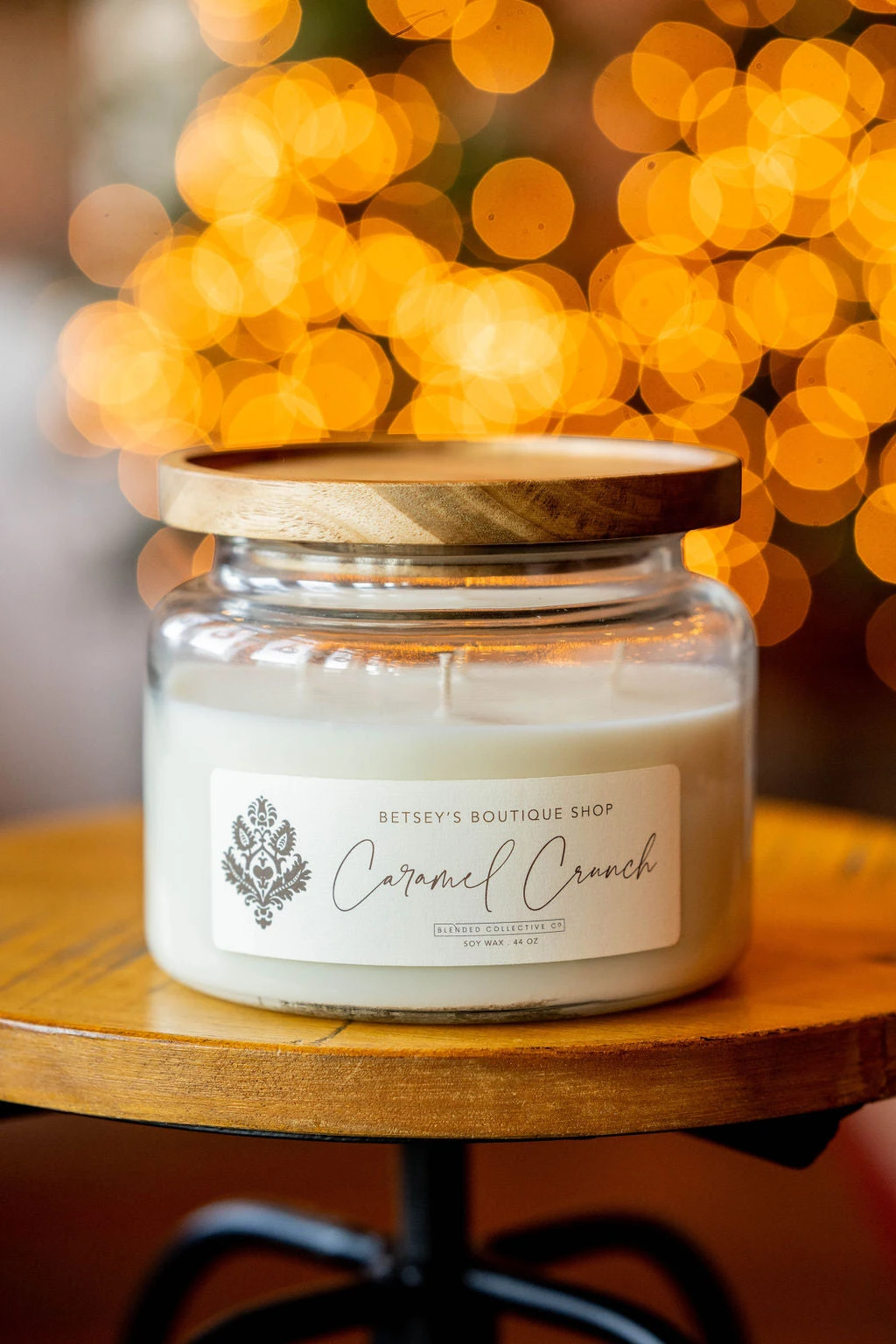 Betsey's Exclusive Caramel Crunch Soy Wax Candle - 44oz 2 Betsey's Exclusive Caramel Crunch Soy Wax Candle - 44oz - Image 2