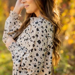 Floral Cinched Trim Tie Blouse 20 Floral Cinched Trim Tie Blouse -Women's Clothing Store untitled 6625 907318