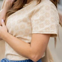 Textured Floral Tee -Women's Clothing Store untitled 6763