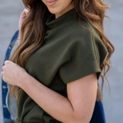 Subtle Ribbed Mock Neck Tee -Women's Clothing Store untitled 8815 abbad5d0 fe53 4d6c 9553 35d47c4b9c81