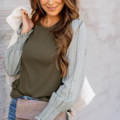 Dotted Lines Sleeve Tee